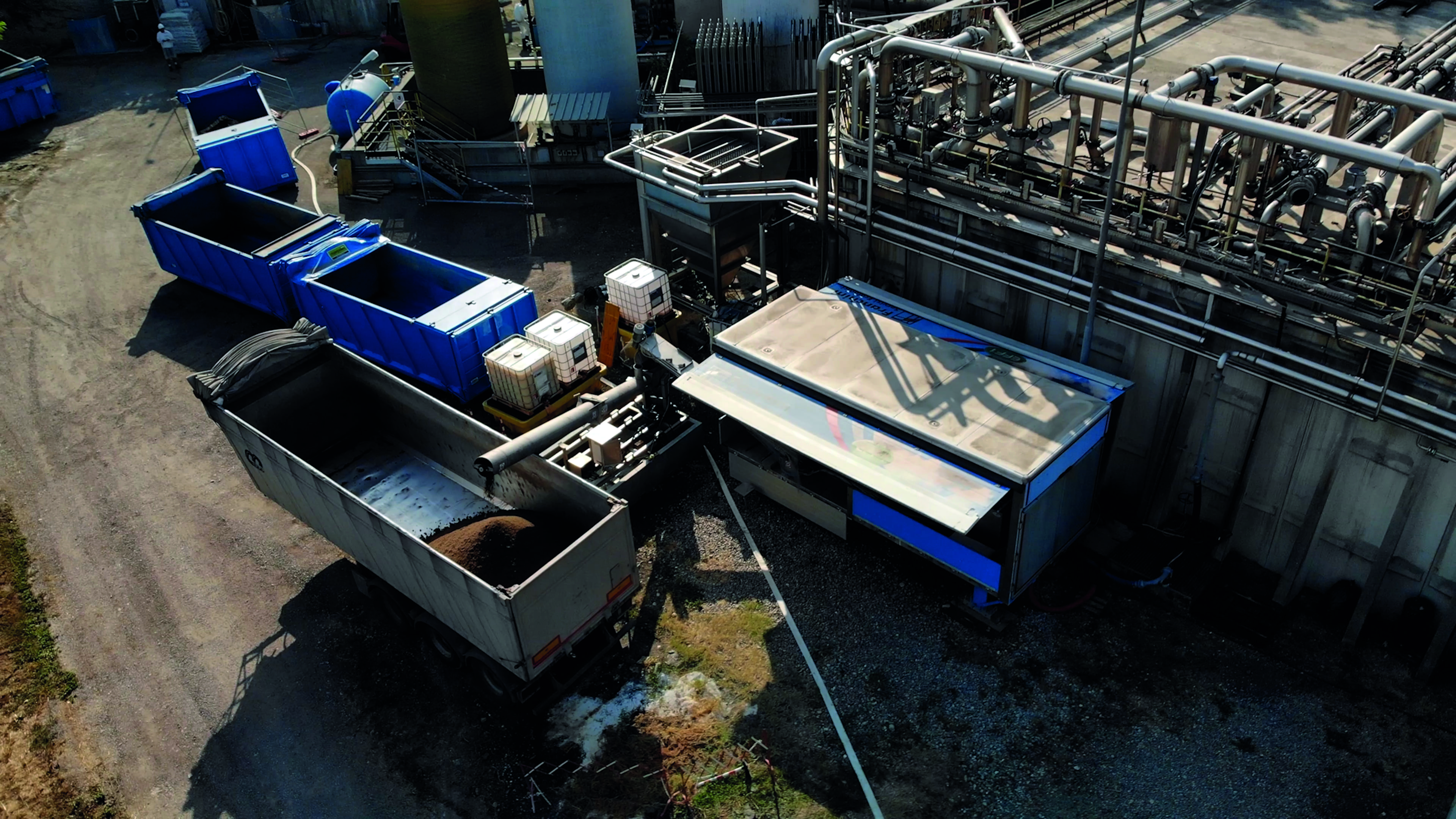 centrifuga per disidratazione fanghi industriali